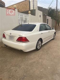 تۆیۆتا کراون